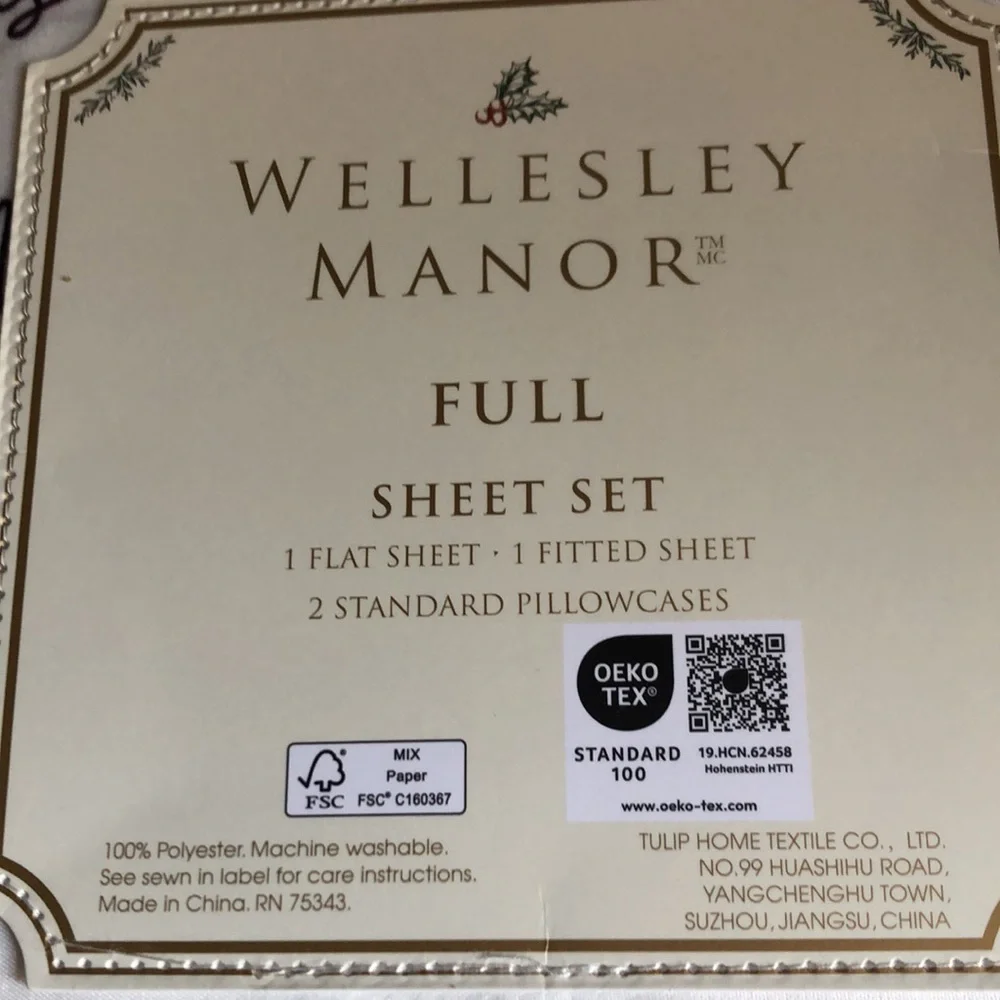Wellesley Manor Merry Christmas Santa Hat Sheet Set - FULL